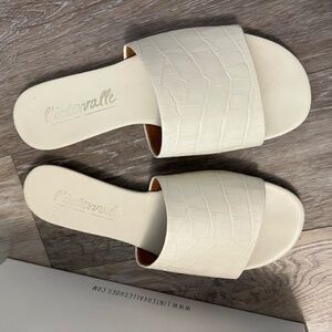 L'Intervalle Sandals size 6